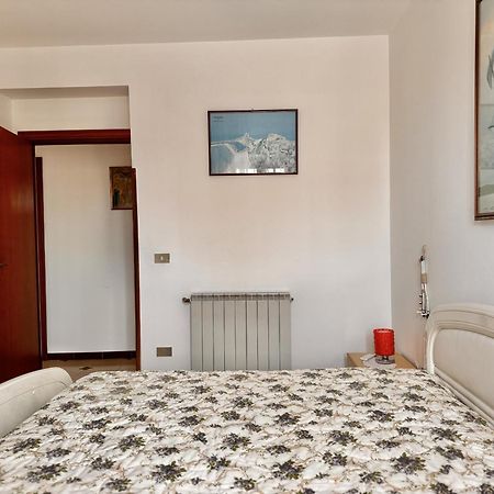 Holidaycasa Leone - Con Posto Auto A 200Mt Dal Mare Sperlonga Kültér fotó