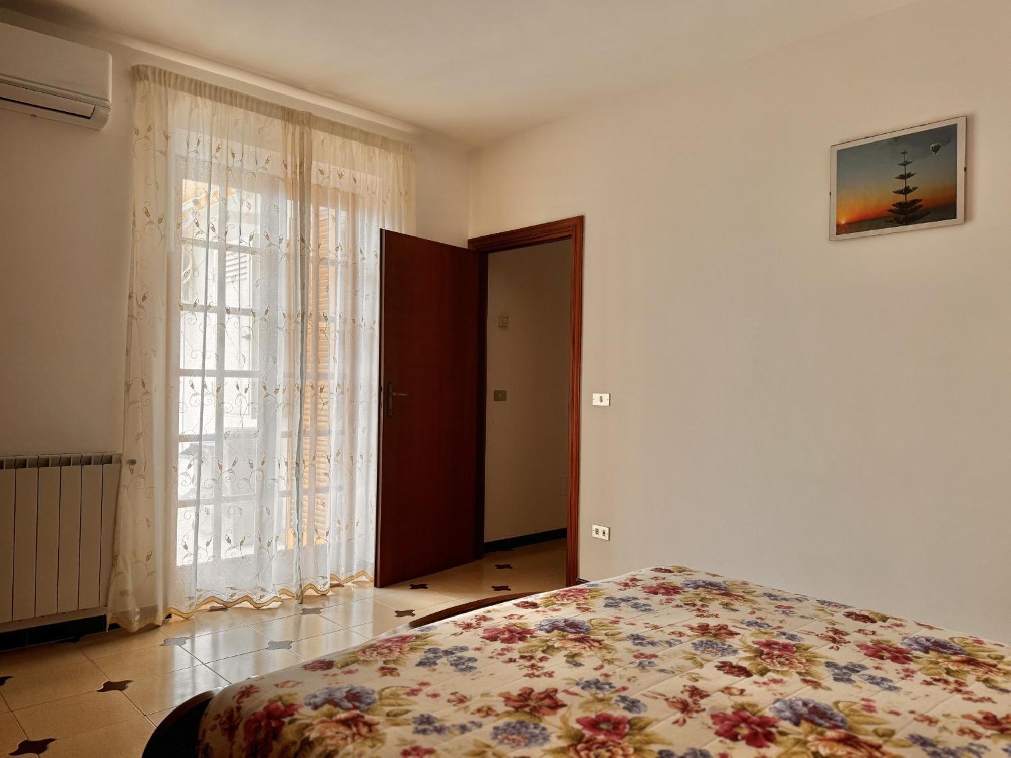 Holidaycasa Leone - Con Posto Auto A 200Mt Dal Mare Sperlonga Kültér fotó