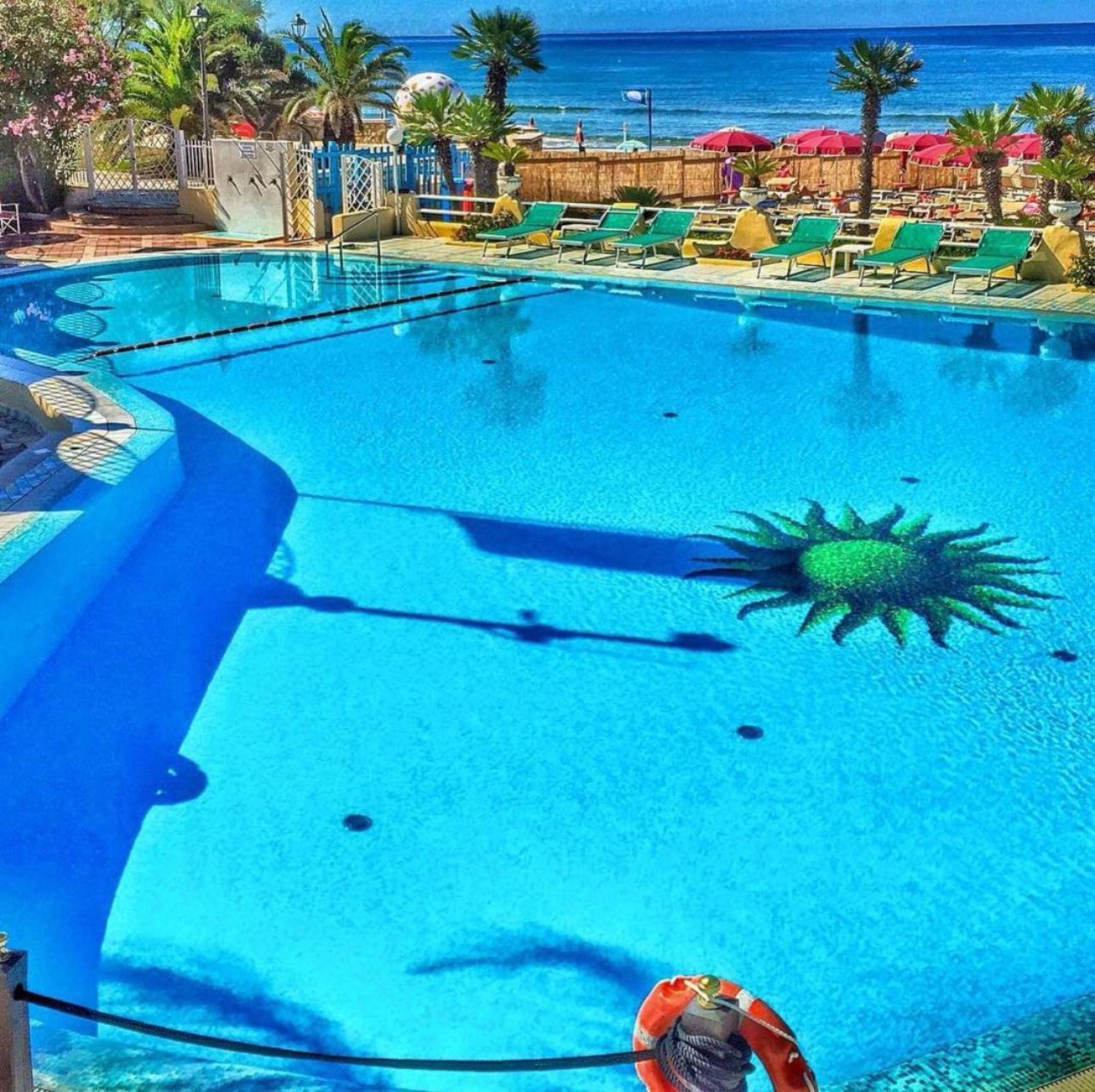 Holidaycasa Leone - Con Posto Auto A 200Mt Dal Mare Sperlonga Kültér fotó