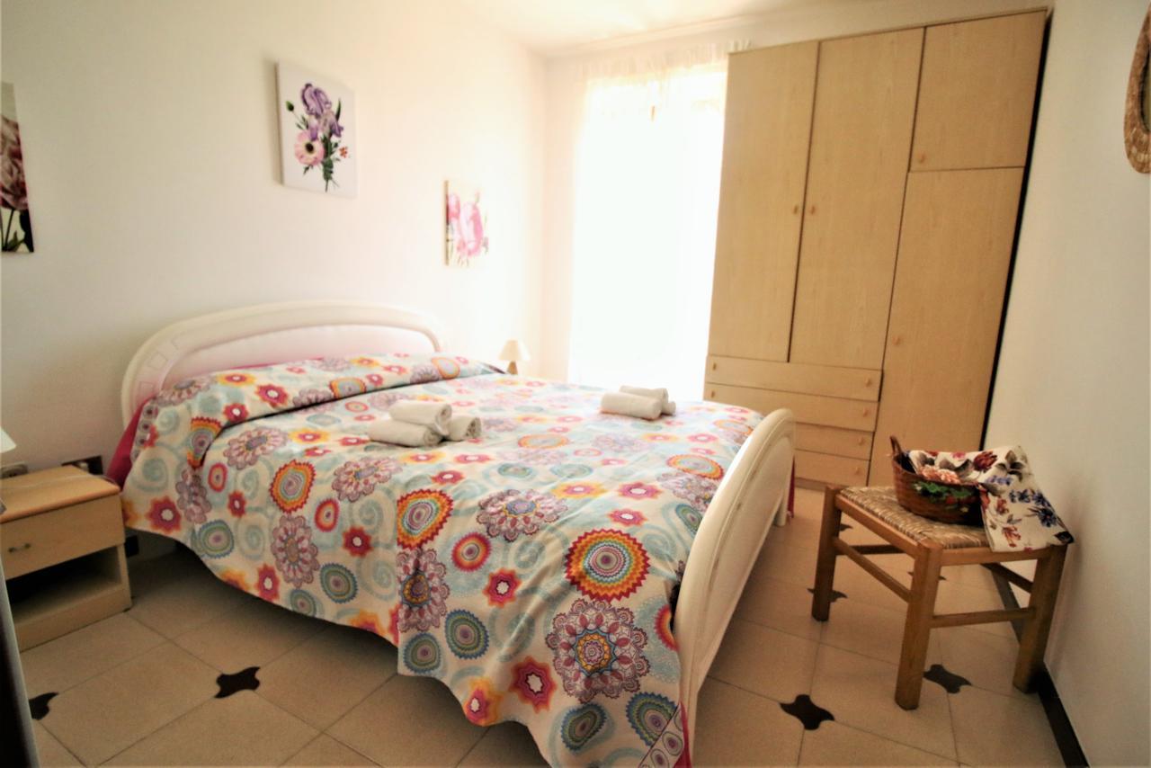 Holidaycasa Leone - Con Posto Auto A 200Mt Dal Mare Sperlonga Kültér fotó