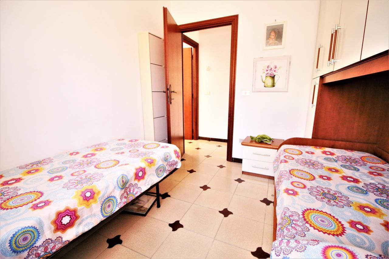 Holidaycasa Leone - Con Posto Auto A 200Mt Dal Mare Sperlonga Kültér fotó