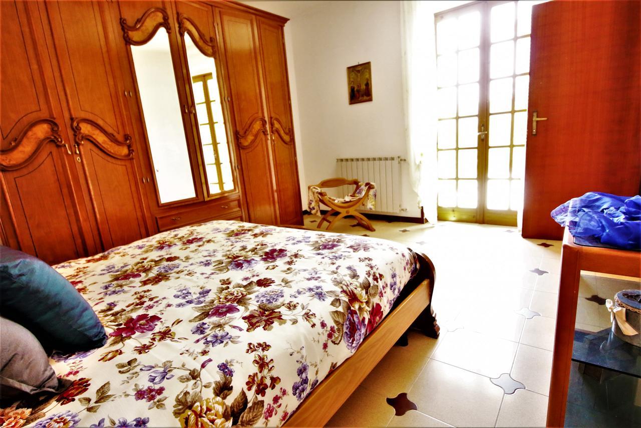 Holidaycasa Leone - Con Posto Auto A 200Mt Dal Mare Sperlonga Kültér fotó