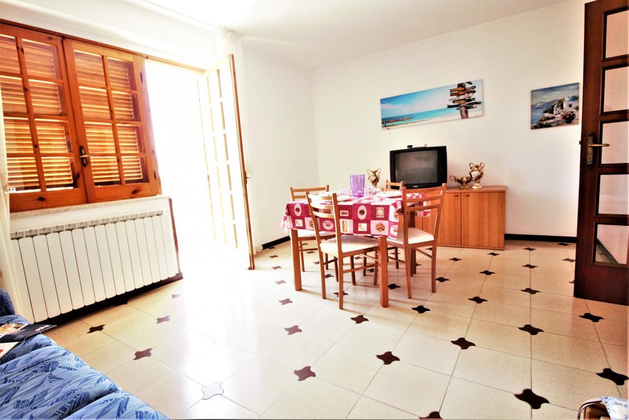 Holidaycasa Leone - Con Posto Auto A 200Mt Dal Mare Sperlonga Kültér fotó